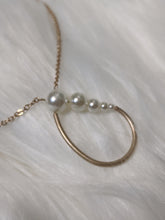 Load image into Gallery viewer, Pearl Link Teardrop Pendant Necklace - Gold Tone